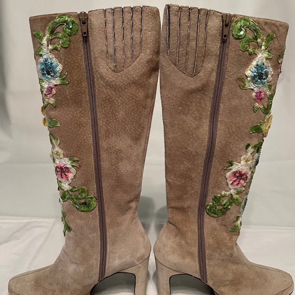NewPort News Easy Style Tan Suede Upcycled Embroidered Knee Boots - Picture 7 of 13